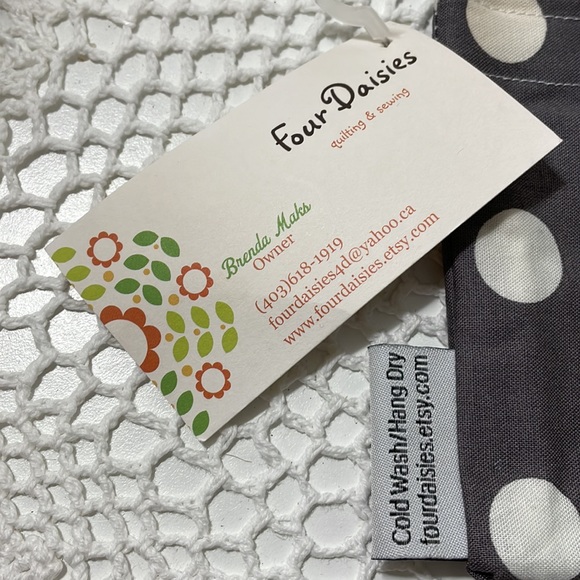 Set of 4 Four Daisies Handmade Make Up Bags NEW! - Picture 3 of 6